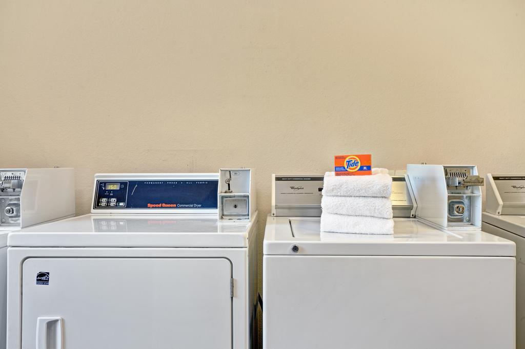 Stay Express Inn And Suites Atlanta Union City Extérieur photo