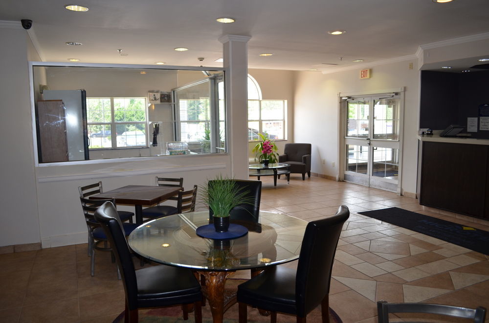 Stay Express Inn And Suites Atlanta Union City Extérieur photo
