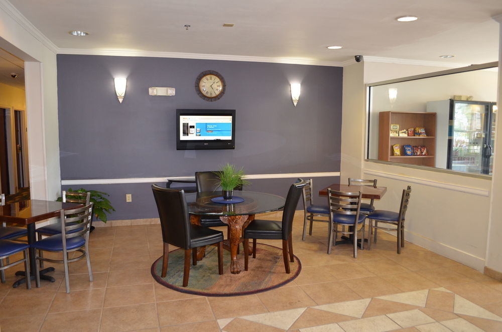 Stay Express Inn And Suites Atlanta Union City Extérieur photo